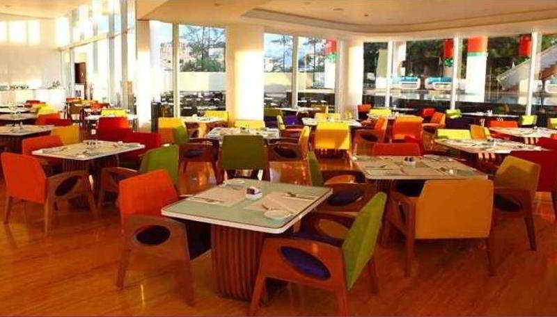 Sensa Hotel Bandung Buitenkant foto